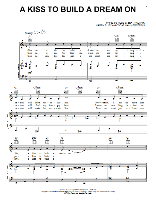 A Kiss To Build A Dream On (Piano, Vocal & Guitar Chords (Right-Hand Melody)) von Louis Armstrong