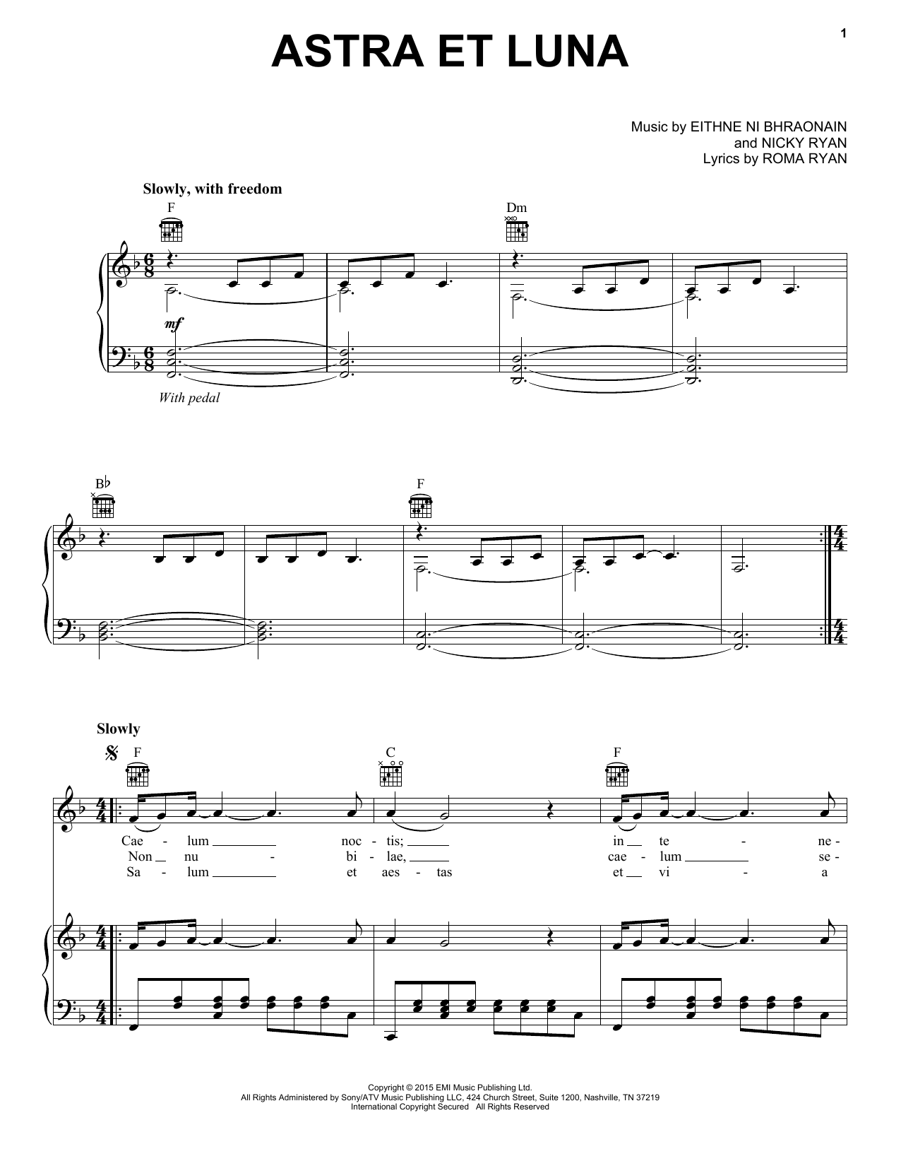 Astra Et Luna (Piano, Vocal & Guitar Chords (Right-Hand Melody)) von Enya