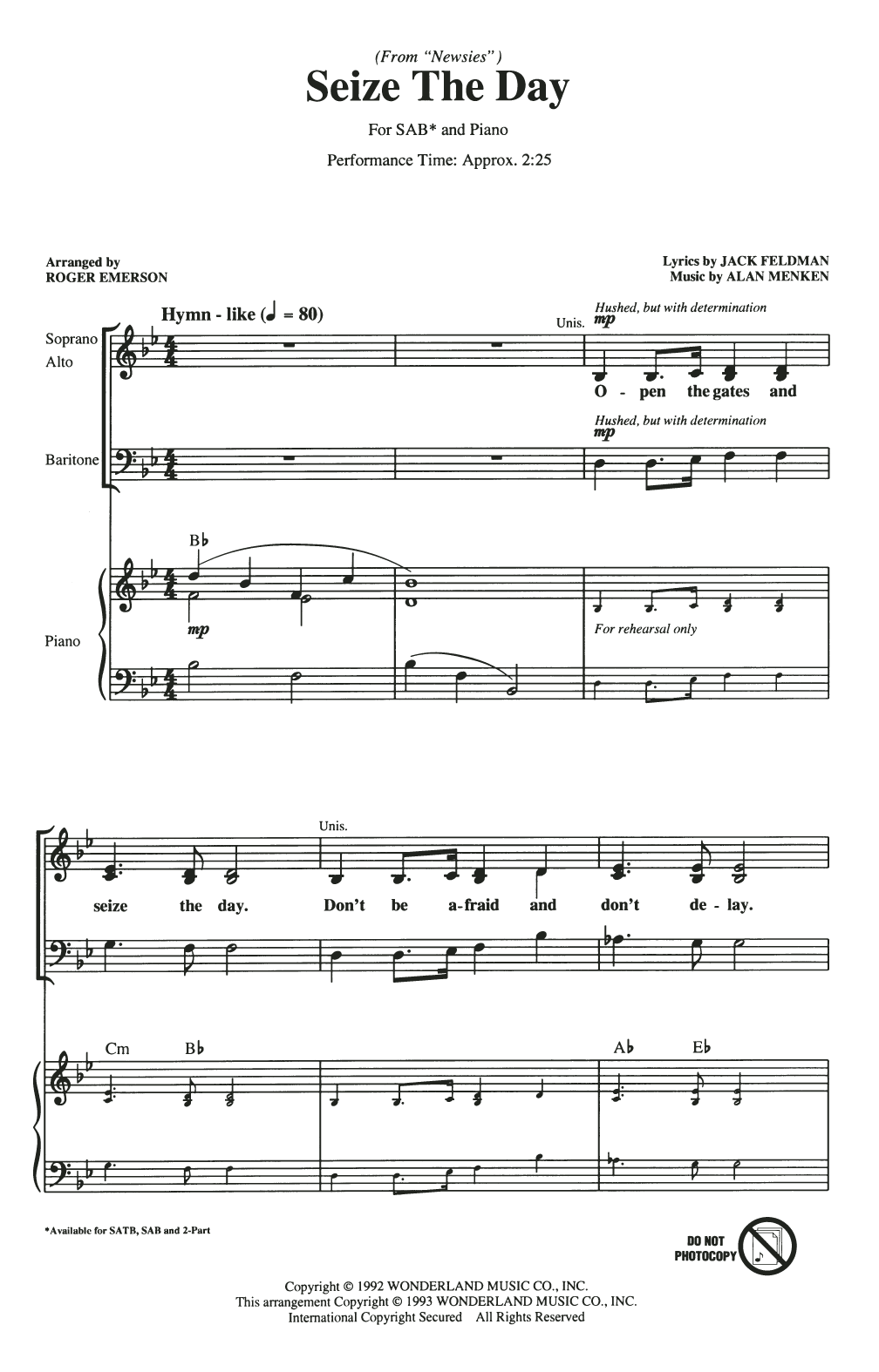 Seize The Day (from Newsies) (arr. Roger Emerson) (SAB Choir) von Alan Menken & Jack Feldman